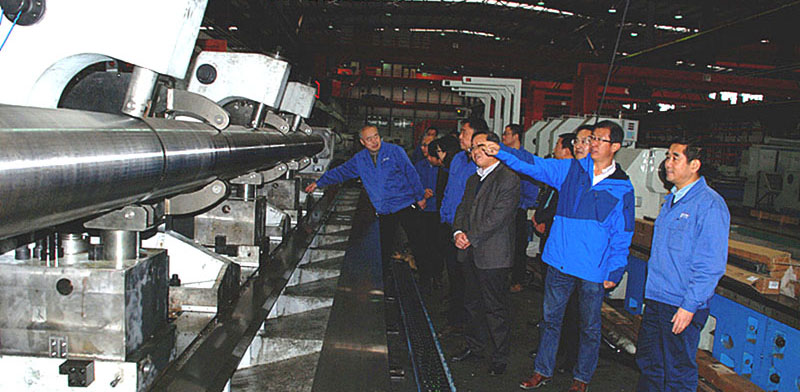 省政府質量獎評審組對星火機床公司進行復評現場評審