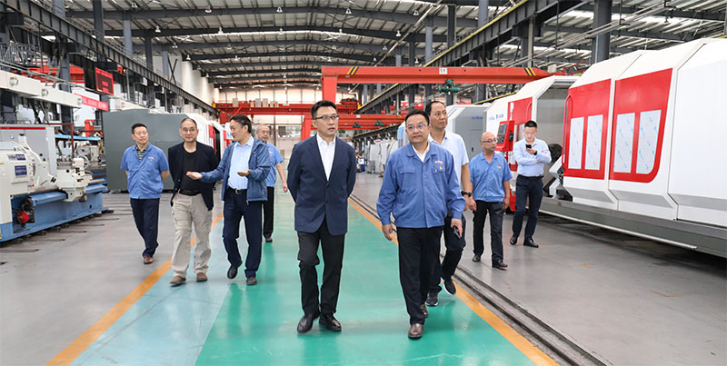 中國工業設計協會領導一行來星火機床公司調研