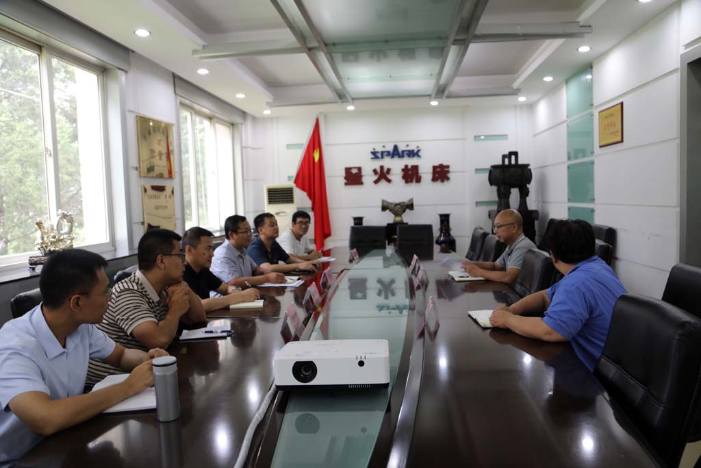 蘭州交通大學機電工程學院石慧榮一行來甘肅星火公司訪問交流