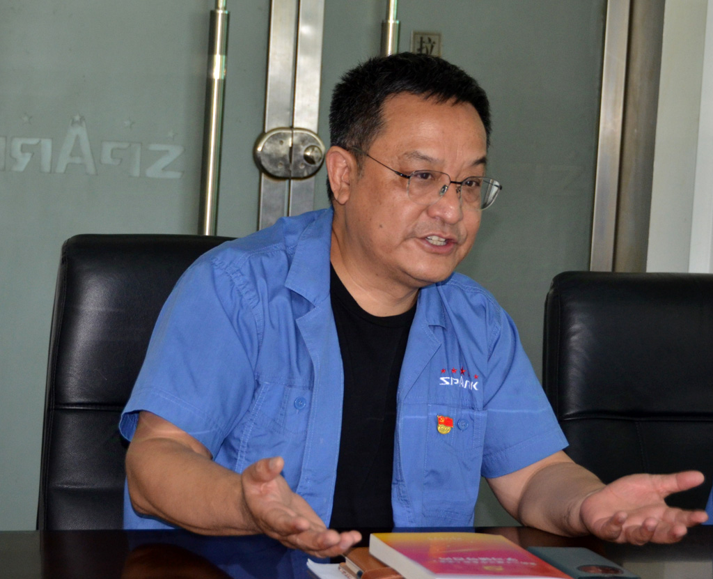 甘肅星火公司黨委書記蔣保權在機關、研銷黨支部宣講黨的二十屆三中全會精神