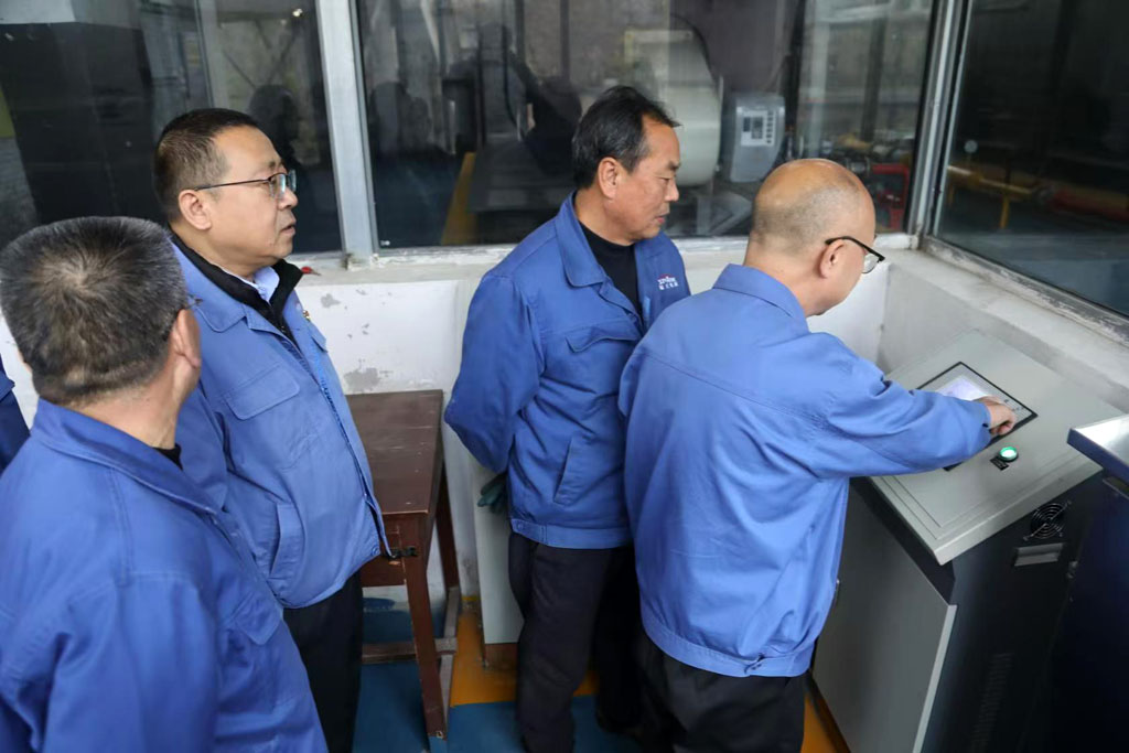 星火數控公司按下今冬供暖“啟動鍵”