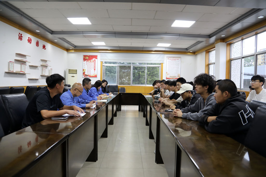 校企攜手育人才 實踐賦能助成長——北方技工學(xué)校20名學(xué)子來星火數(shù)控公司開啟實習(xí)之旅